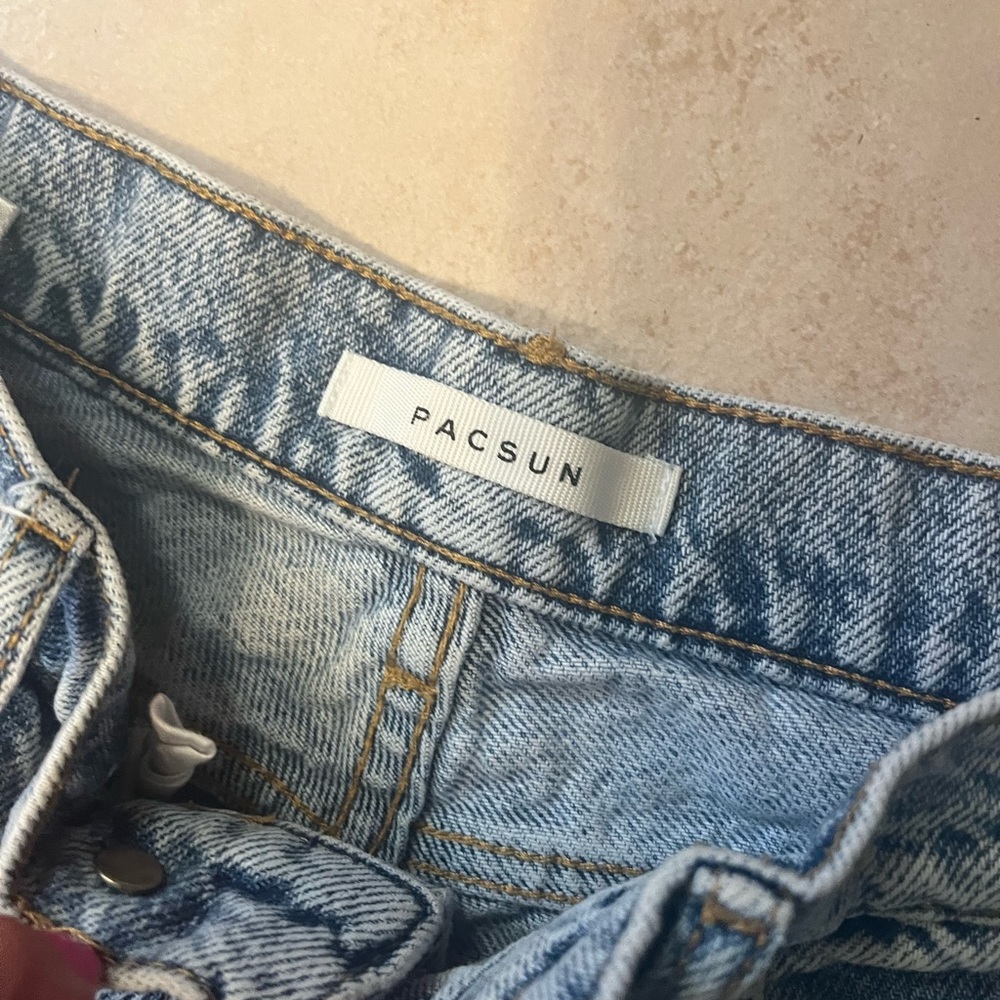 Pacsun jeans size 23 slightly worn